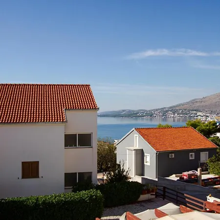 Apartament Bianca *