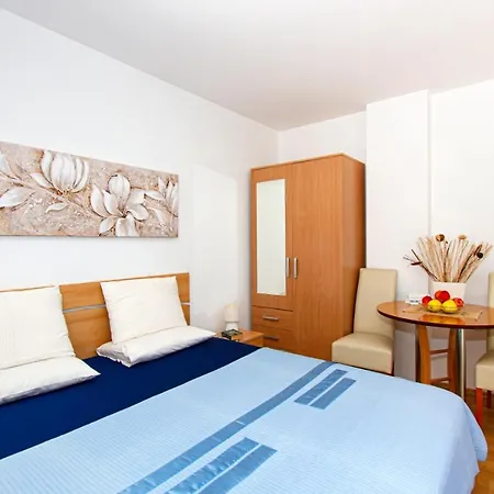 Apartament Bianca *