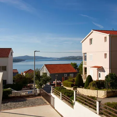 Apartament Bianca *