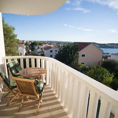 Apartament Bianca *